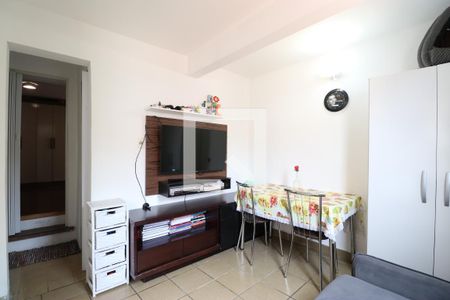 Sala 3 de casa à venda com 7 quartos, 348m² em Vila Ipojuca, São Paulo