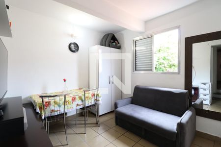 Sala 3 de casa à venda com 7 quartos, 348m² em Vila Ipojuca, São Paulo