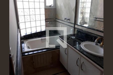 Casa à venda com 4 quartos, 750m² em Alphaville Residencial Dois, Barueri