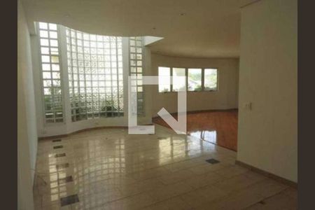 Casa à venda com 4 quartos, 750m² em Alphaville Residencial Dois, Barueri