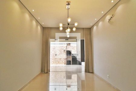 Sala de casa de condomínio para alugar com 3 quartos, 80m² em Aclimação, Uberlândia