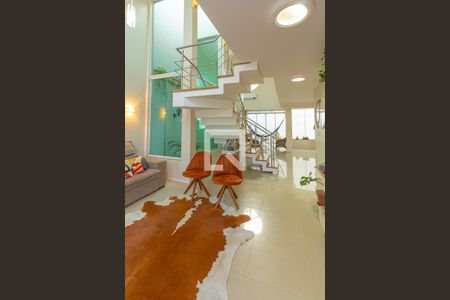 Sala de casa para alugar com 3 quartos, 178m² em Estância Velha, Canoas