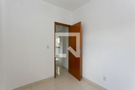 Quarto 1 de apartamento para alugar com 2 quartos, 44m² em Penha de França, São Paulo