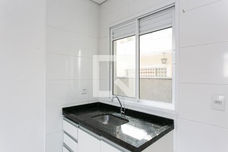 Cozinha de apartamento para alugar com 2 quartos, 44m² em Penha de França, São Paulo