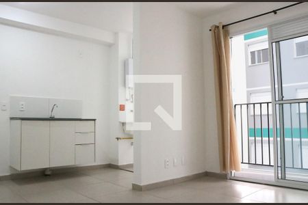 Sala  de apartamento para alugar com 2 quartos, 40m² em Jurubatuba, São Paulo