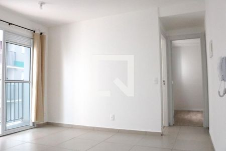 Sala  de apartamento para alugar com 2 quartos, 40m² em Jurubatuba, São Paulo