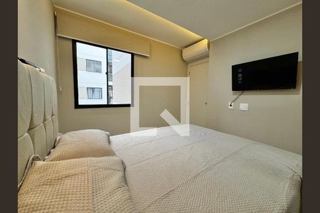 Quarto 1 de apartamento à venda com 2 quartos, 54m² em Barra da Tijuca, Rio de Janeiro