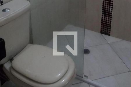 Foto 25 de casa à venda com 3 quartos, 210m² em Vila Nhocuné, São Paulo