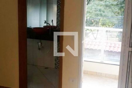 Foto 18 de casa à venda com 3 quartos, 210m² em Vila Nhocuné, São Paulo