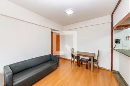 Sala de apartamento para alugar com 1 quarto, 46m² em Barro Preto, Belo Horizonte
