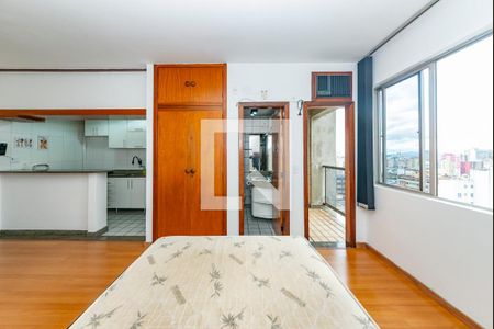 Quarto de apartamento para alugar com 1 quarto, 46m² em Barro Preto, Belo Horizonte
