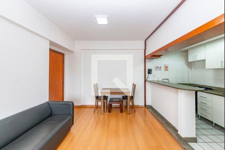 Sala de apartamento para alugar com 1 quarto, 46m² em Barro Preto, Belo Horizonte