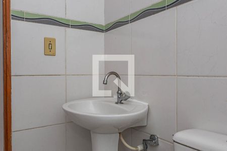 Banheiro de casa para alugar com 1 quarto, 45m² em Sacoma, São Paulo