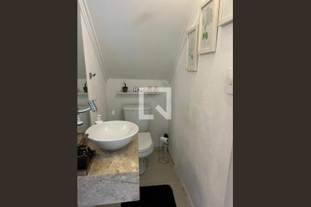 Casa à venda com 3 quartos, 144m² em Vila Carrão, São Paulo