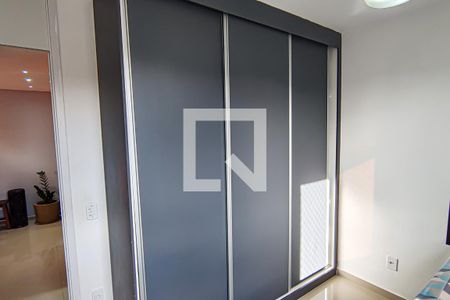 Quarto 2 de apartamento para alugar com 2 quartos, 48m² em Taquara, Rio de Janeiro