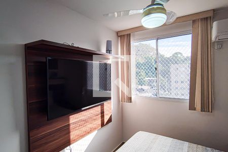Quarto 1 de apartamento para alugar com 2 quartos, 48m² em Taquara, Rio de Janeiro