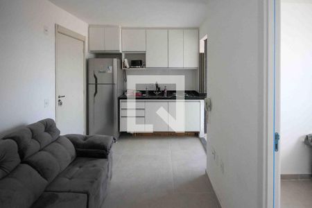 Sala/Cozinha de apartamento para alugar com 2 quartos, 31m² em Vila Santa Clara, São Paulo
