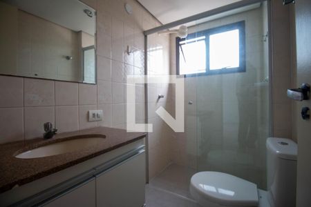 Banheiro de apartamento para alugar com 1 quarto, 47m² em Nova Piraju, São Paulo