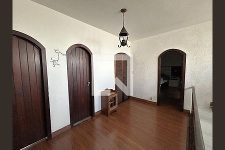 Sala 2 de casa para alugar com 4 quartos, 400m² em Vila Valqueire, Rio de Janeiro