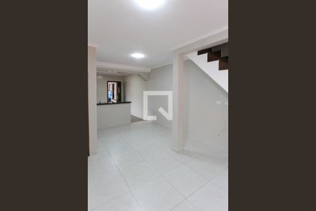 Sala de casa para alugar com 3 quartos, 95m² em Vila Macedopolis, São Paulo