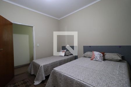 Quarto 1 de casa para alugar com 3 quartos, 90m² em Centro, Ribeirão Preto