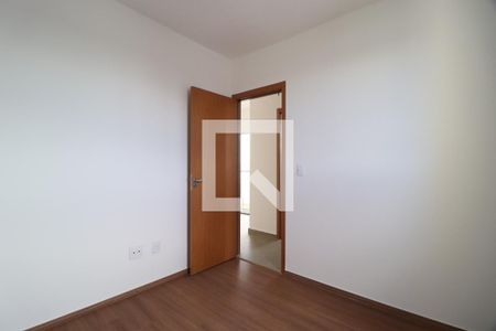 Quarto 1 de apartamento para alugar com 2 quartos, 48m² em Gávea, Uberlândia