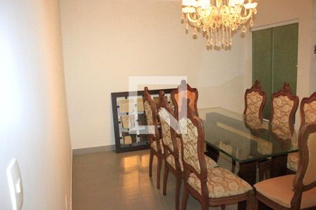 Sala de jantar de casa à venda com 3 quartos, 188m² em Vila Augusta, Guarulhos