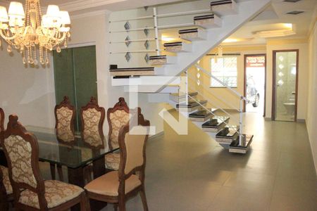Sala de jantar de casa à venda com 3 quartos, 188m² em Vila Augusta, Guarulhos