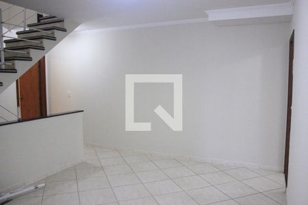 Sala de Tv de casa à venda com 3 quartos, 188m² em Vila Augusta, Guarulhos