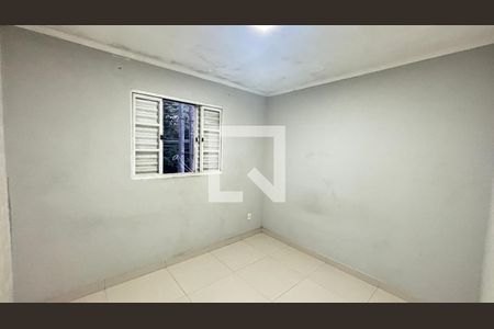Quarto 2 de casa de condomínio para alugar com 2 quartos, 68m² em Jardim Santo André, Santo André