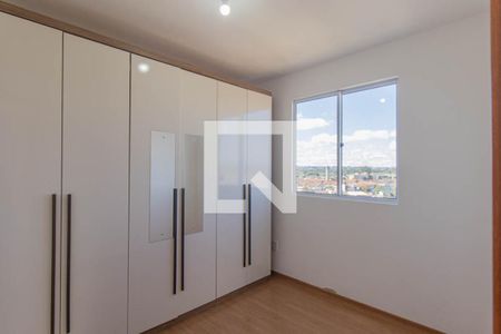 Quarto 1 de casa para alugar com 2 quartos, 44m² em Uberaba, Curitiba