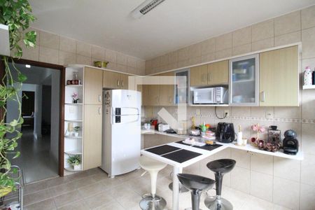 Apartamento para alugar com 100m², 2 quartos e 1 vaga Apartamento para alugar com 100m², 2 quartos e 1 vagaCozinha