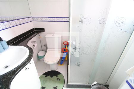 Apartamento para alugar com 100m², 2 quartos e 1 vaga Apartamento para alugar com 100m², 2 quartos e 1 vagaBanheiro da suíte 2