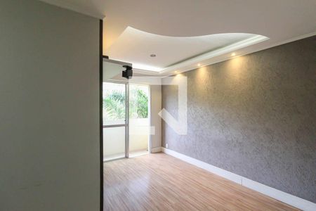 Sala de apartamento para alugar com 3 quartos, 57m² em Jardim Santa Teresinha, São Paulo
