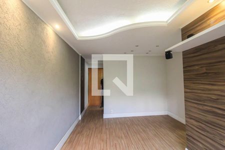 Sala de apartamento para alugar com 3 quartos, 57m² em Jardim Santa Teresinha, São Paulo