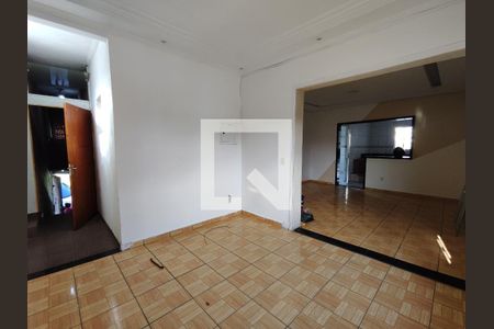 Sala de casa para alugar com 3 quartos, 135m² em Vila Mariana, Ferraz de Vasconcelos