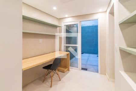 Quarto 1 de apartamento para alugar com 2 quartos, 80m² em Centro Histórico, Porto Alegre