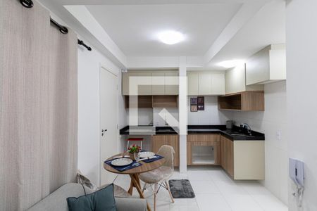 Sala/Cozinha/Área de Serviço  de apartamento à venda com 2 quartos, 34m² em Vila Ré, São Paulo