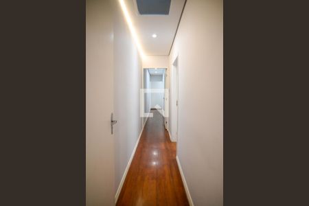 Corredor de casa para alugar com 3 quartos, 223m² em Cursino, São Paulo