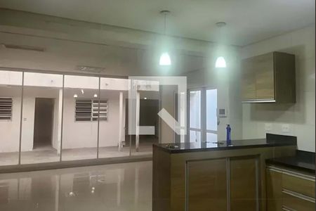 Foto 01 de casa à venda com 4 quartos, 220m² em Vila Congonhas, São Paulo