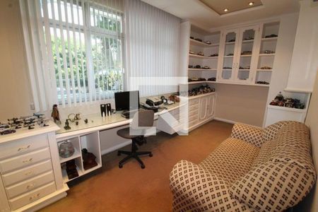 Casa à venda com 4 quartos, 300m² em Jardim Guanabara, Rio de Janeiro