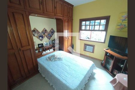 Casa à venda com 4 quartos, 378m² em Jardim Guanabara, Rio de Janeiro