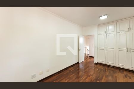 Quarto 1 de casa de condomínio para alugar com 5 quartos, 410m² em Loteamento Alphaville Campinas, Campinas