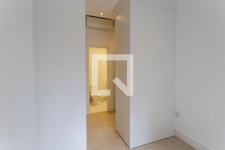 Quarto 1 de apartamento para alugar com 2 quartos, 76m² em Moema, São Paulo
