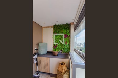 Apartamento à venda com 68m², 2 quartos e 1 vaga Apartamento à venda com 68m², 2 quartos e 1 vagaÁrea de Serviço