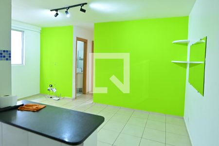 Sala de apartamento para alugar com 2 quartos, 45m² em Jardim da Luz, Goiânia