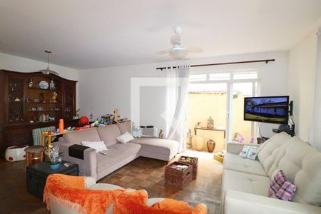 Foto 02 de casa à venda com 4 quartos, 250m² em Campo Belo, São Paulo