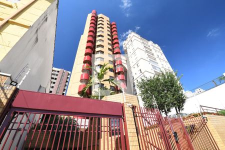 Apartamento à venda com 44m², 1 quarto e 1 vagaFachada e portaria