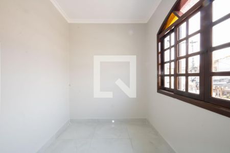 Escritório de casa para alugar com 4 quartos, 150m² em Quitaúna, Osasco