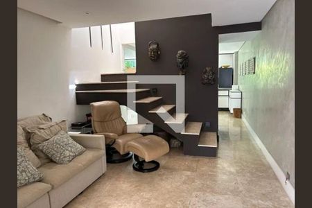 Casa à venda com 2 quartos, 98m² em Jardim Europa, São Paulo